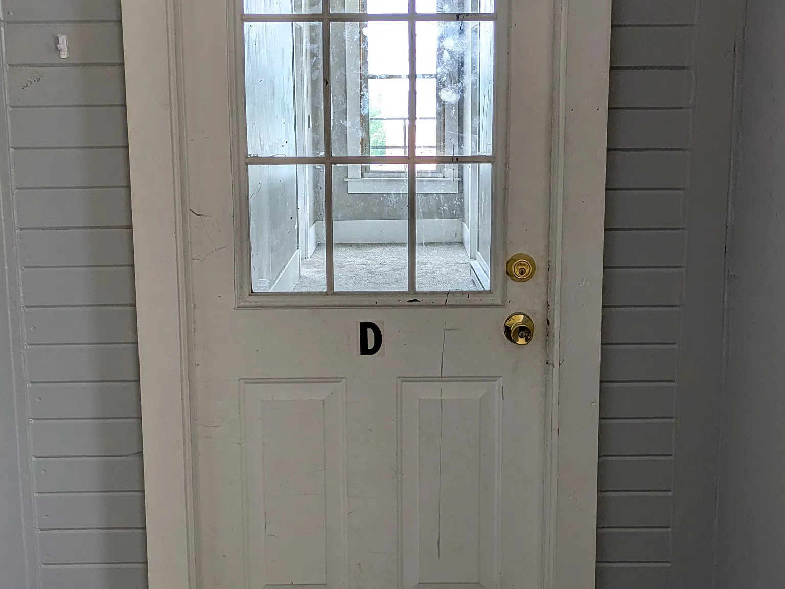 Spacious 34 Bedroom Apartment in Downtown Mechanicsburg — Photo 4
