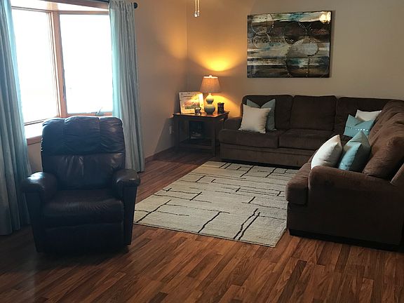 2nd image of 110 Christopher Ct