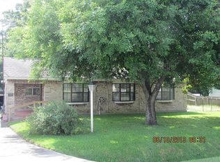 1017 Cimarron St, Houston, TX 77015