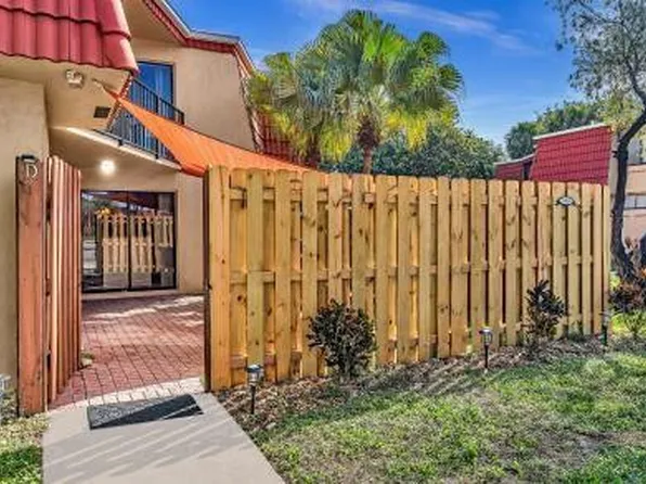 22946 Oxford Place #D, Boca Raton, FL 33433