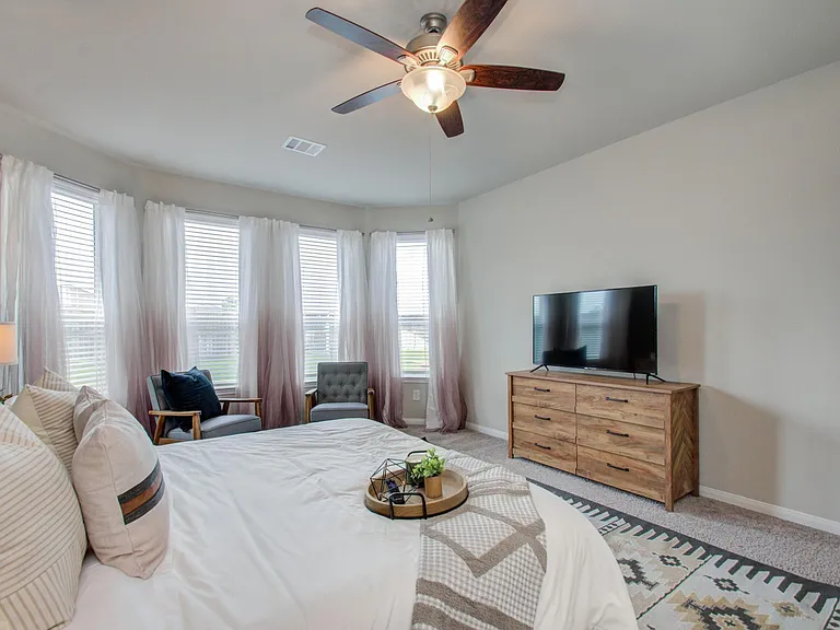 7606 Cottonwood Falls Dr — Photo 17