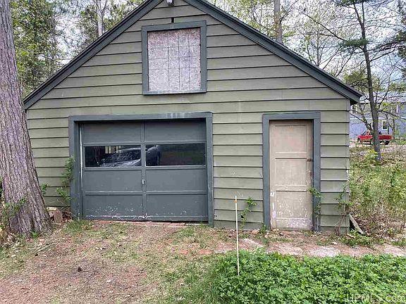 3rd image of 397 Lakewood Ln