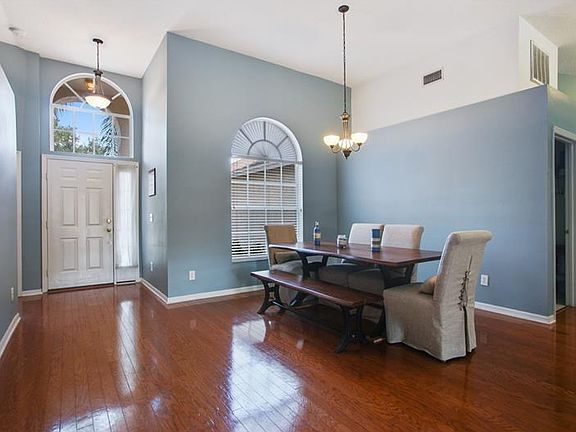 3rd image of 1823 Vista River Dr