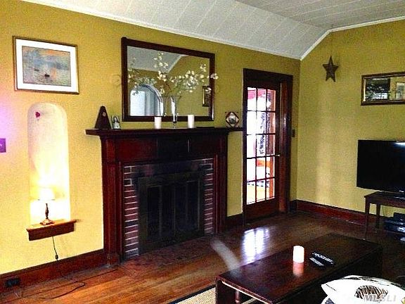 2nd image of 329 Evans Ave