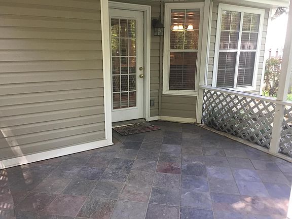 Covered back yard patio!