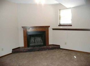 3826 NE Independence Ave, Lees Summit, MO 64064