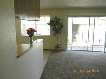 4th image of 1290 Forestwood Dr APT 4