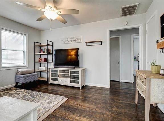 5th image of 315 Cornell Ave