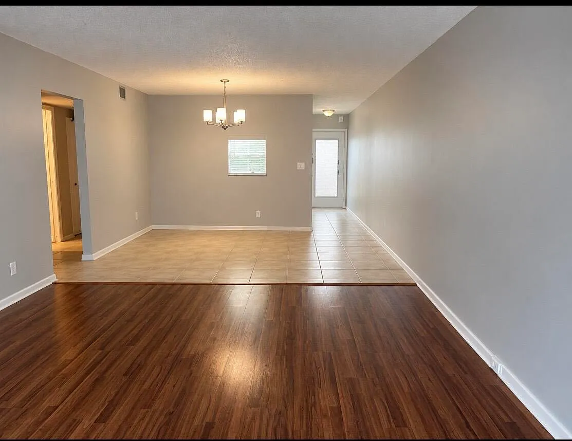 2 bed, 2.0 bath, 1156 sqft, $2,000 — Photo 4