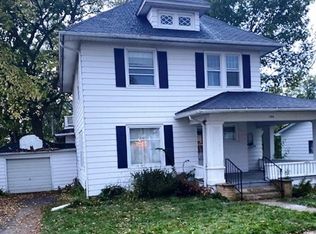 104 N Main St, Mount Carroll, IL 61053