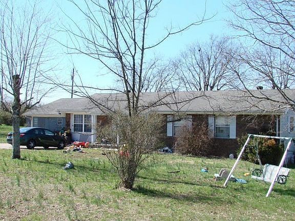 2nd image of 448 Woodmont Dr