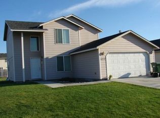 8711 Overland Ct, Pasco, WA 99301