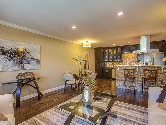5th image of 1458 Hudson St APT 103