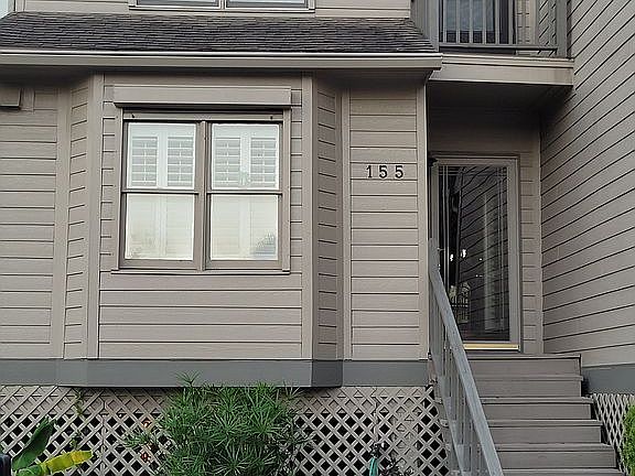 4th image of 155 River Breeze Dr