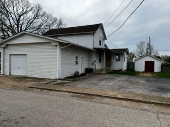 4th image of 404 W James Ave