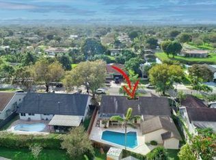 9501 SW 103rd Ave, Miami, FL 33176