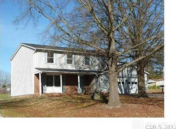 8110 Beechwood Ter — Photo 2