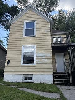 1st image of 926 Walnut STREET