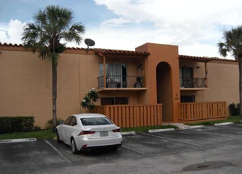 2nd image of 7201 W Miami Lks #B15