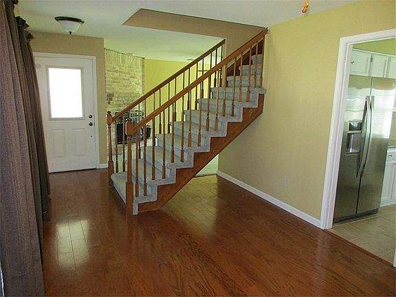 5th image of 22815 Brafferton Ln