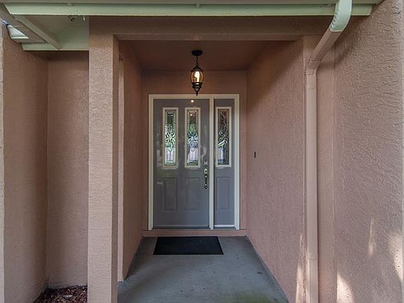 3rd image of 458 Autumn Oaks Pl