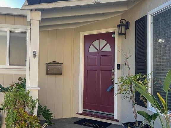 2nd image of 633 Tamarack Dr