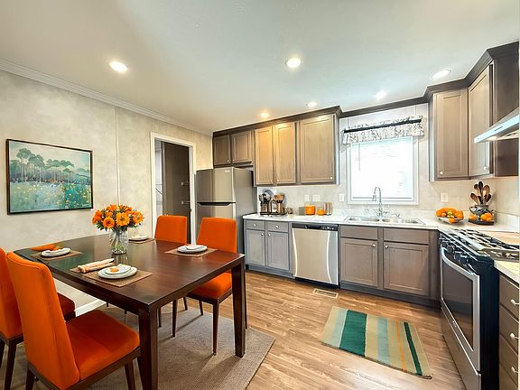 5th image of 38000 Le Chateau Blvd #120
