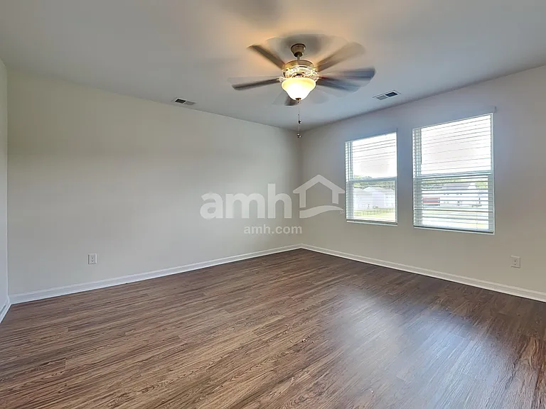 167 Orion Way — Photo 8