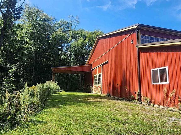 4th image of 484 Old Swanzey Road