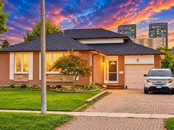 99 Amberjack Blvd, Toronto, ON M1H 2J6
