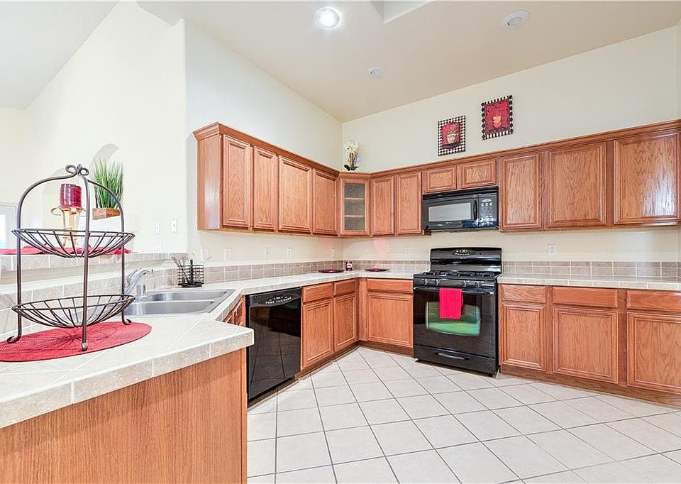 1st image of 4013 Tuscany Hills Pl