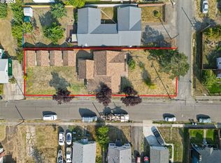 1908 D St, Springfield, OR 97477