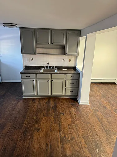 424 E Girard Ave #3 Photo 1 424 E Girard Ave #3 Photo 1