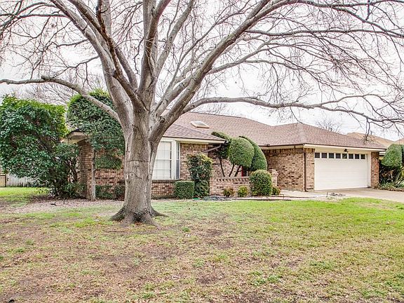 2nd image of 4709 Ringold Dr