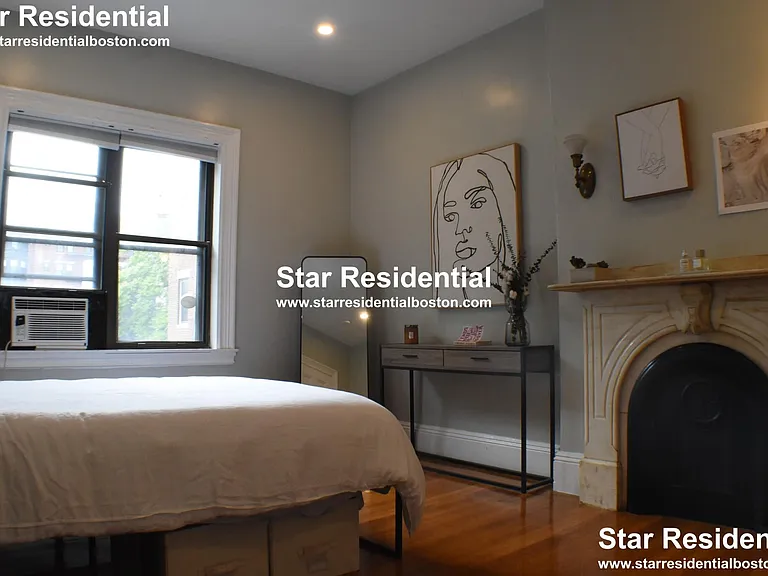 31 Fairfield St #201 — Photo 23