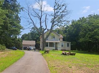 77 Elm St, North Haven, CT 06473