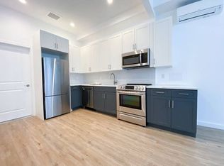 24 Cedar St #1FE, Brooklyn, NY 11221