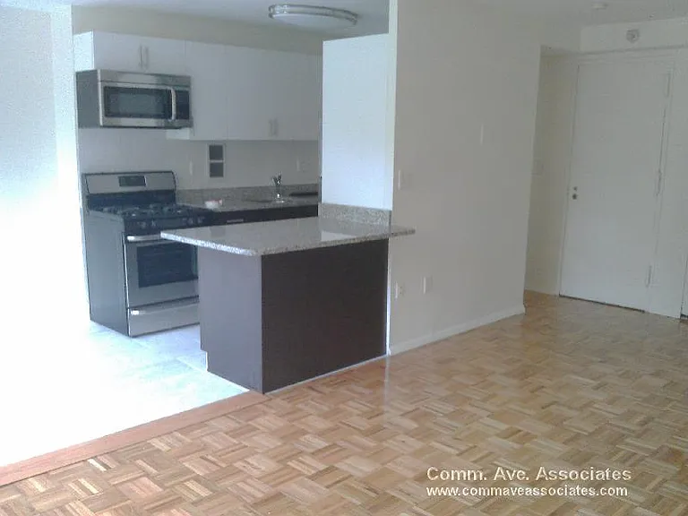 185 Freeman St #132 — Photo 7