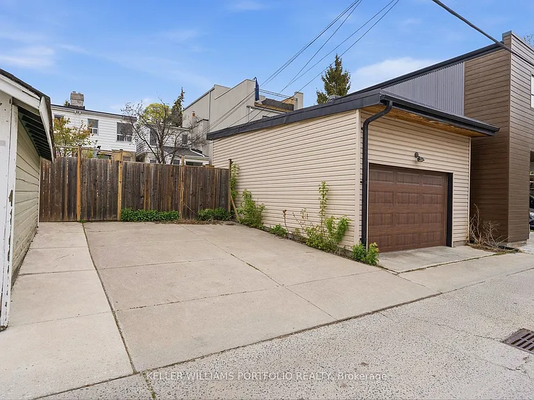 15 Myrtle Ave — Photo 37