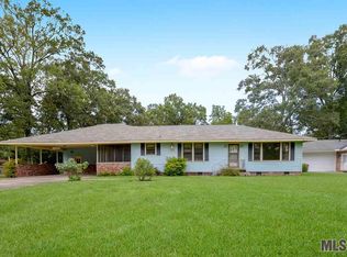 10637 White Oak Dr, Baton Rouge, LA 70815