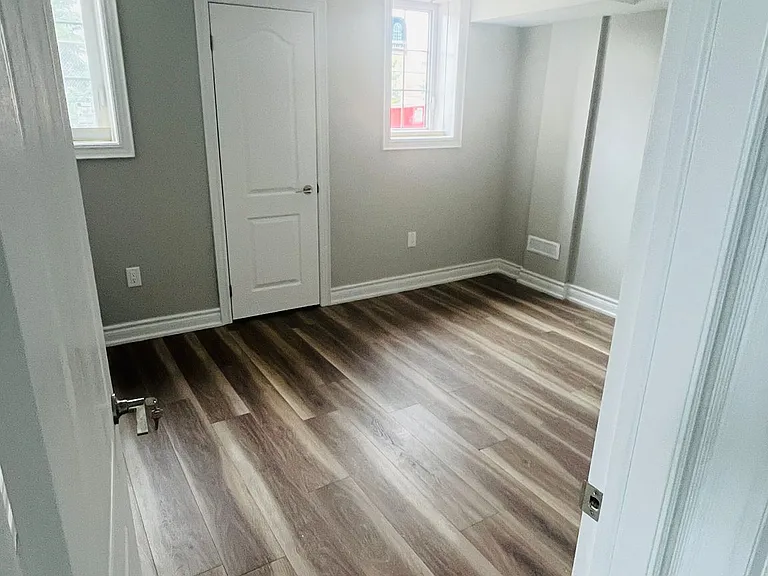 1808 Castlepoint Dr #BASEMENT — Photo 10