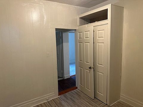 5th image of 809 E 222nd St Floor 2