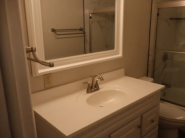 6615 N Holly St — Photo 20