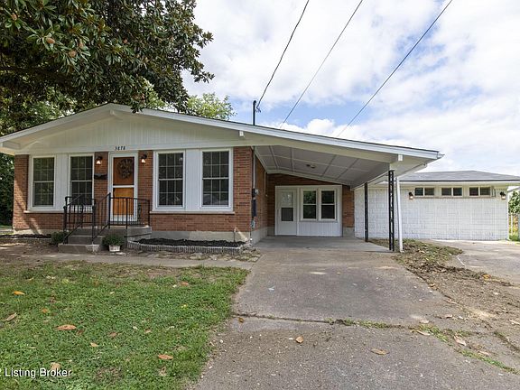 2nd image of 3878 Darlene Dr