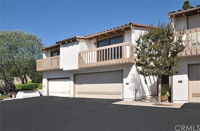 1st image of 40 Seaview Dr N