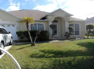 5807 NW Burney St, Port Saint Lucie, FL 34986