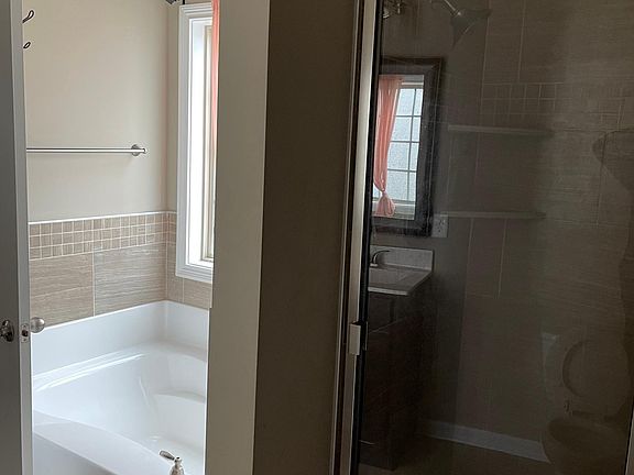 3rd image of 1338 Millet Dr