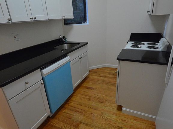 2nd image of 56 Westland Ave #4