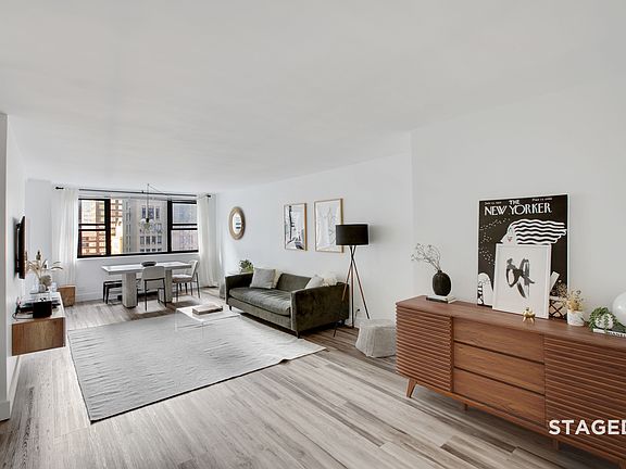 4th image of 330 W 58th St APT 14E