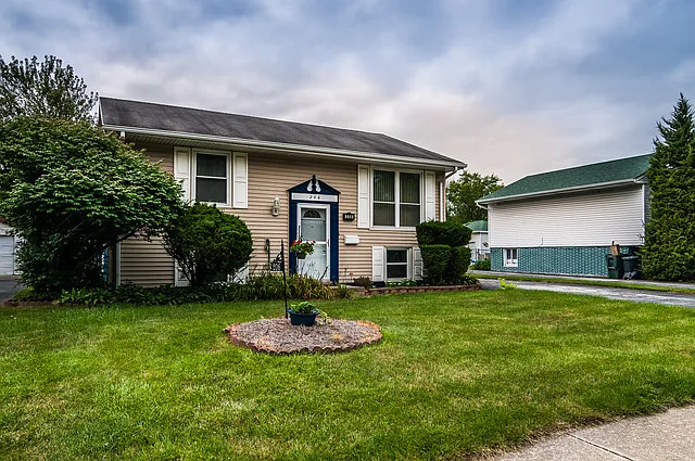206 E Rose St photo 1